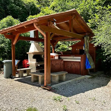 شاليه Carpe Diem Retafani Roger's House ألتيبياني دي أرتشيناتزو